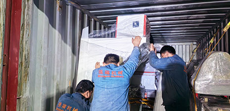 SZLH 250 Animal Feed Pellet Production Machines packing and shipping to Venezuela