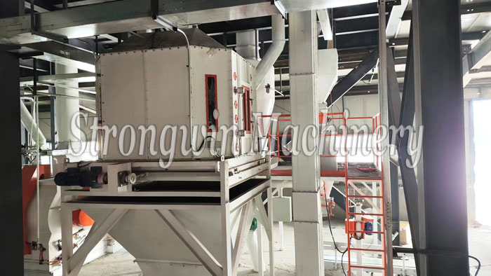 10 tons per hour chicken feed production line in Heilongjiang Province, China