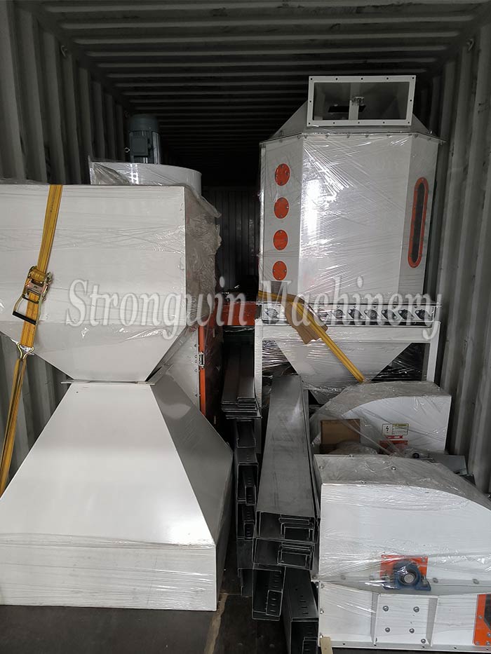 1TPH Floating Fish Feed Manufacturing Machine packing and shipping to Burkina Faso