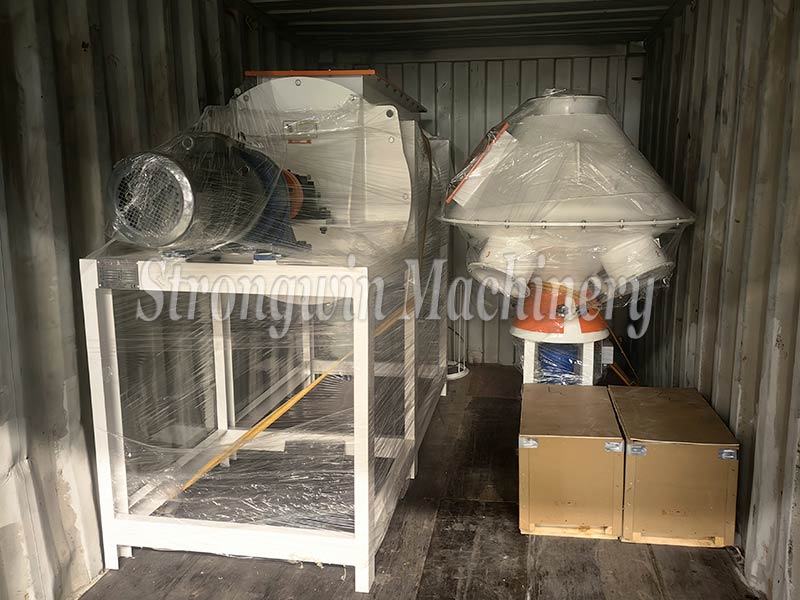 Animal Feed Crushing and Mixing Manufacturing Machines packing and shipping to Chile