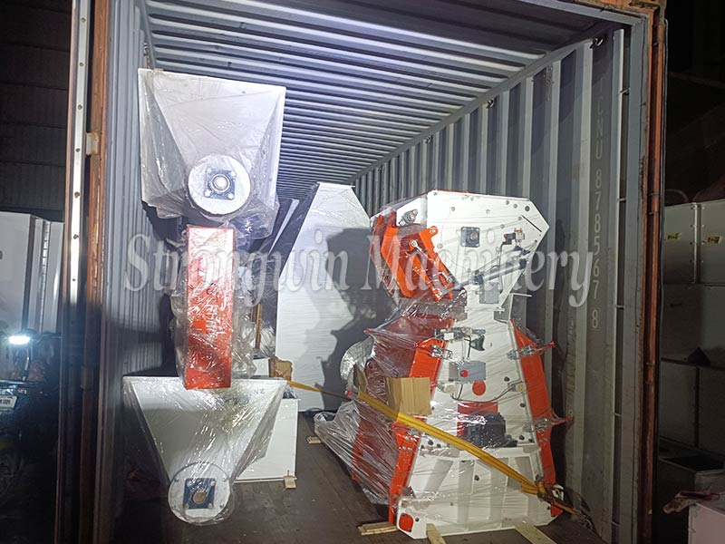 55kw Animal Feed Powder Production System Machine packing and shipping to Ecuador