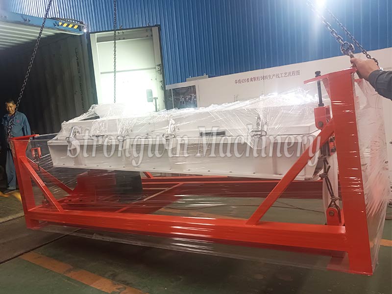 5TPH Animal Feed Pellet Manufacturing Machine packing and shipping to Zimbabwe